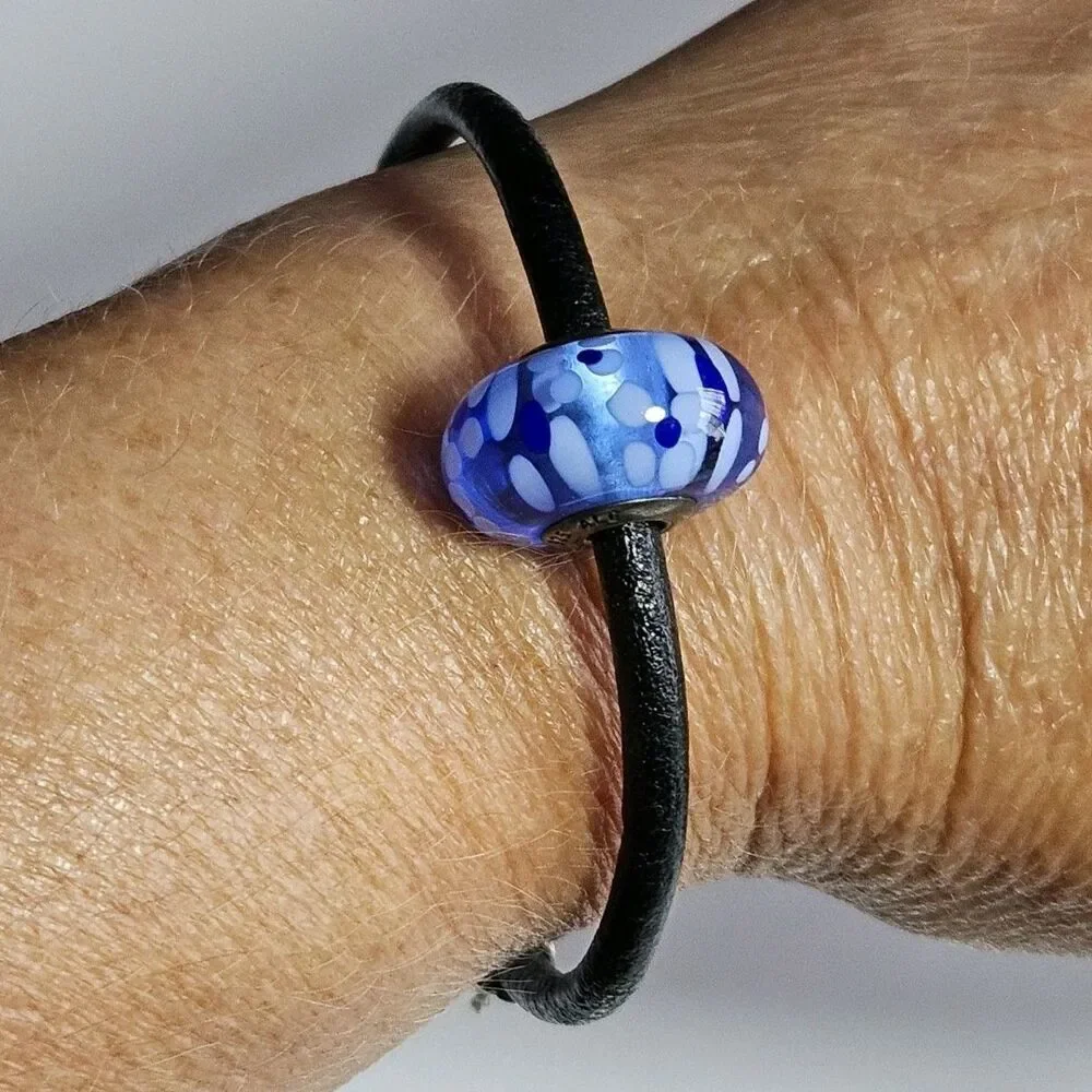 Pandora black cord